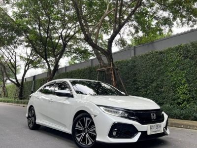 HONDA CIVIC FK 1.5 TURBO  ปี 2018 Top สีขาว