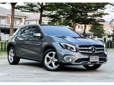 Mercedes Benz GLA200 Urban ปี 2019 W156 Facelift โฉมใหม่ ใช้น้อย 4หมื่นโล