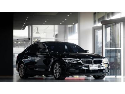 BMW SERIES 5 530e 2.0 ELITE PLUG-IN HYBRID  G30 LCI ปี 2019 สีดำ