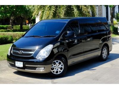 2011 HYUNDAI H1 2.5 DELUXE ผ่อน 10,xxx