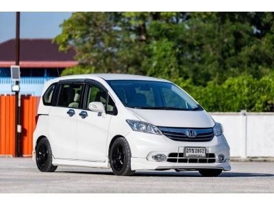 Honda Freed EL ตัวท็อป ปี 13