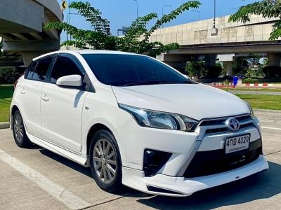 TOYOTA YARIS 1.2 E ปี 2015 ไมล์ 85,xxx Km