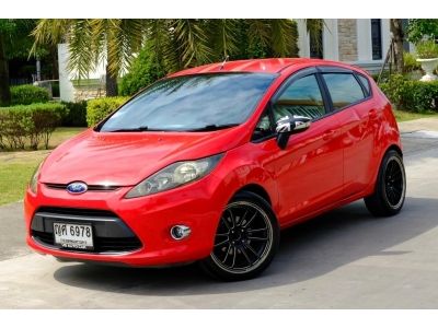 Ford Fiesta 1.6  Sport  เครื่องยนต์: เบนซิน เกียร์:AT  ปี: 2011 สี: แดง ไมล์ : 119,xxx กม.