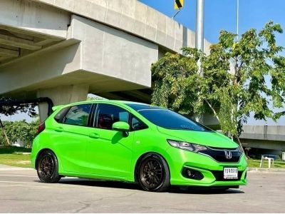 HONDA JAZZ 1.5 i-VTEC V Plus ปี 2019 ไมล์ 40,xxx Km