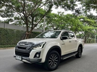 Isuzu