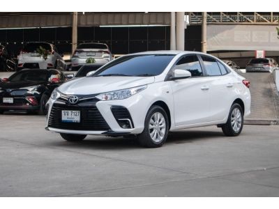 โตโยต้าชัวร์ ฟรีดาวน์ Yaris ativ 1.2 Entry A/T ปี 22