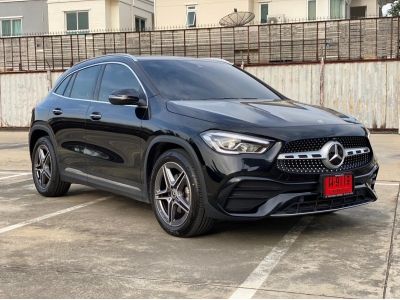 Mercedes Benz GLA200 AMG 2022 รุ่นท็อป AMG สีดำ สุดสปอร์ต