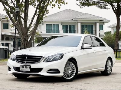 2013 Mercedes-Benz E300 2.1 BLUETEC HYBRID รถเก๋ง 4 ประตู ออฟชั่นเต็ม เครื่องดีเซล ใช้น้อย รถศูนย์ รูปที่ 0