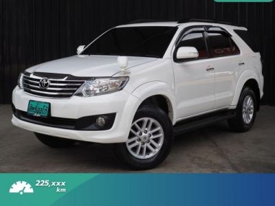 Toyota Fortuner 2.7 V AT ปี 2013 ไมล์ 225,xxx Km