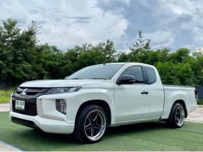 Mitsubishi Triton All New Mega Cab 2.5 GLX M/T ปี 2022