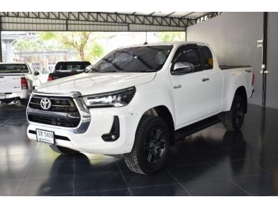 TOYOTA Hilux Revo SmartCab 2.4 Mid Prerunner MT ปี2022