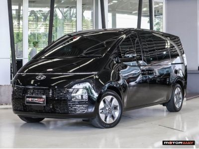 HYUNDAI STARIA 2.2 SEL ปี 2022 ไมล์ 26,2xx Km