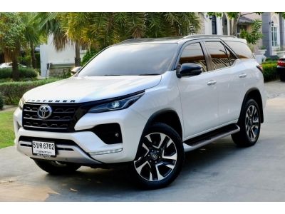 ปี 2020 Toyota Fortuner 2.4V 4WD (MNC) auto ไมล์ 80,000 กม.