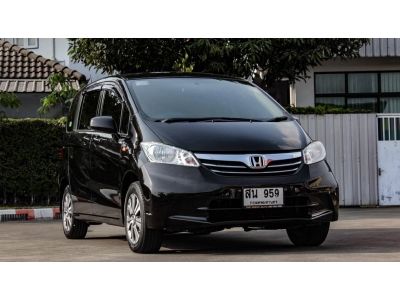 2013 HONDA FREED 1.5SE