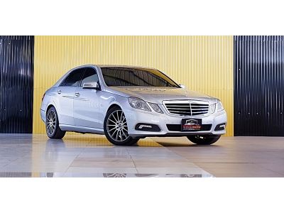 2010 Mercedes-Benz E250 CGI 1.8 Turbo BlueEFFICIENCY  W212 Avantgarde Saloon Auto 5 Speed รถสวยทุกสัมผัส ไร้การชนหนักใด