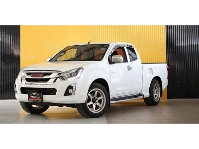 2017 Isuzu D-Max Hi-Lander SPACE CAB 1.9 L Ddi BLUE POWER MT สีขาว เกียร์ธรรมดา ตัวสูง แคปเปิดได้