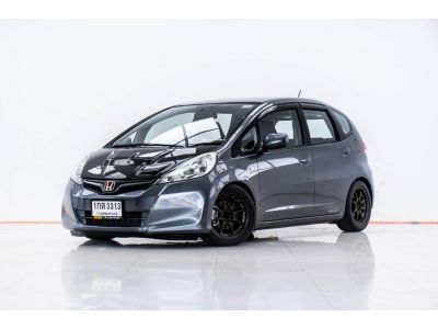 HONDA JAZZ GE 1.5 S ปี 2013 เกียร์ธรรมดา MT ส่งบัตรประชาชน รู้ผลอนุมัติภายใน 30 นาที