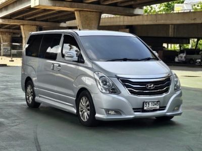 Hyundai GRAND STAREX 2.5 VIP ปี 2012