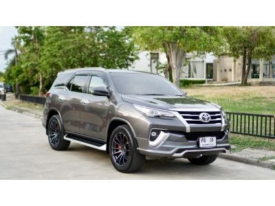 TOYOTA Fortuner 2.4 AT 4WD ปี 2017 ไมล์ 84,xxx Km