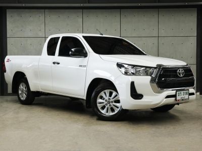 2023 Toyota Hilux Revo 2.4 SMARTCAB Z Edition Entry Pickup MT