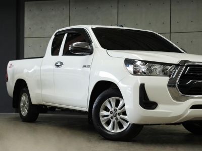 2022 Toyota Hilux Revo 2.4 SMARTCAB Z Edition Mid Pickup AT รูปที่ 0