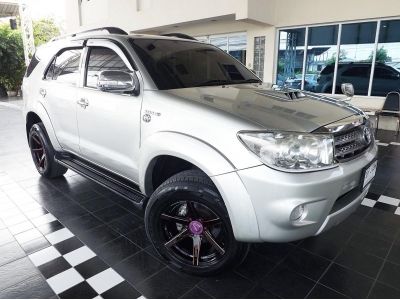 TOYOTA FORTUNER 3.0V AUTO 4WD ดีเซล ปี 2009 สีเทา บรอนซ์เงิน รูปที่ 0