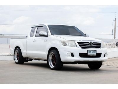 TOYOTA Hilux VIGO CHAMP 2.7 CNG ปี 2012