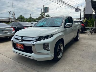 Mitsubishi Triton 2.5 GLX Cab  2021 MT สีขาว รูปที่ 0