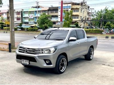 TOYOTA HILUX REVO มือสอง DOUBLE CAB 2.4 E ปี 2017 ดีเซล เกียร์ธรรมดา สีทา ฟรีดาวน์ ฟรีส่งรถ