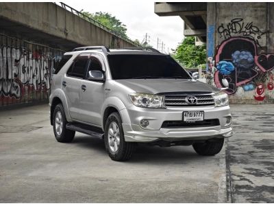 Toyota Fortuner 2.7 V 2wd auto ปี 2011 รูปที่ 0