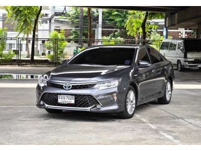 2017 Toyota CAMRY 2.5 Hybrid Navi รถสวยมือเดียว มีเครดิตจัดเงินเหลือ รูปที่ 0