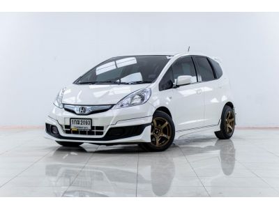 HONDA JAZZ GE HYBRID ปี 2012 ส่งบัตรประชาชน รู้ผลอนุมัติภายใน 30 นาที