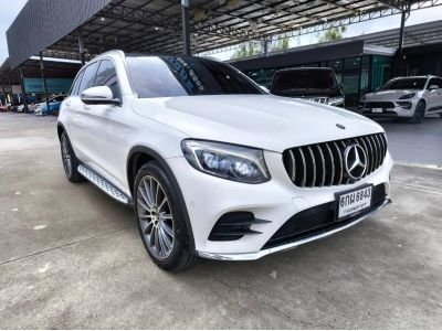 2017 BENZ GLC250d AMG Dynamic TOP สุด สีขาว วิ่ง 117,XXX Km.