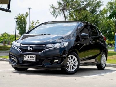 HONDA JAZZ 1.5 V Plus (AS) ปี 2017 ไมล์ 80,xxx Km