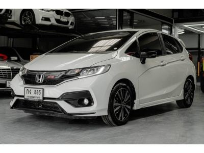 Honda Jazz 1.5 RS ปี 2021 ไมล์ 60,000 Km