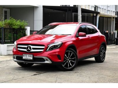 รถสวย รถบ้านขายเอง Mercedes Benz GLA 200  W156  2015 จด2017 รูปที่ 0