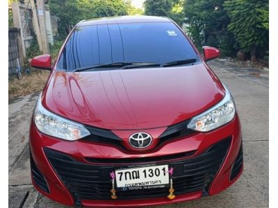 ขาย TOYOTA YARIS ATIV 1.2J ปี 2017 สีแดง รถบ้านมือเดียวป้ายแดงจากศูนย์ รูปที่ 0