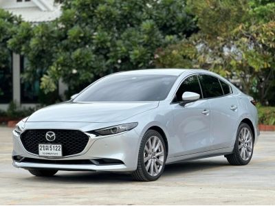 Mazda 3 รุ่นท็อป 2.0SP สีเทา ปี2021  Body เดิม สีเงางาม