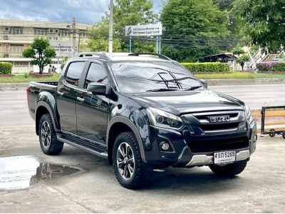 ขาย รถมือสอง ISUZU D-max DOUBLE CAB 3.0 V-Cross Z-Prestige 4WD 2017 เกียร์ออโต้โฟวิล ไมล์162940(กม.) ฟรีดาวน์ ฟรีส่งรถทั่วไทย