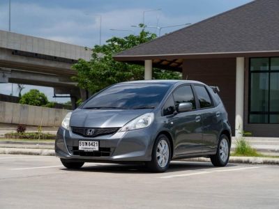 HONDA JAZZ GK 1.5V ปี 2011