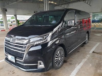 Toyota Majesty 2.8 Premium ปี 2022 ไมล์ 4x,xxx Km