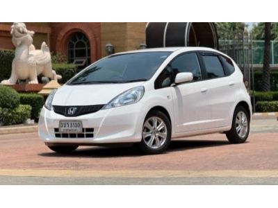 HONDA JAZZ 1.5 V i-VTEC 2012 รถสวย ไม่มีชน เดิมๆ100%