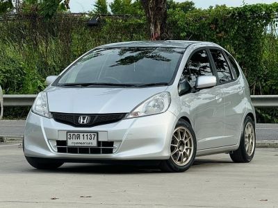 HONDA JAZZ 1.5 V ปี 2014 ไมล์ 14x,xxx Km รูปที่ 0