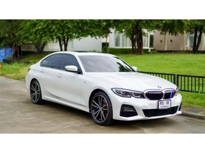 Bmw 330e M-sport ปี 2020 สีขาว มือเดียว ไมล์น้อย