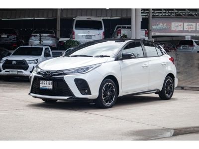 โตโยต้าชัวร์ ฟรีดาวน์ เทรสไดร์ฟ  Yaris 1.2 Sport Premium A/T ปี 2022