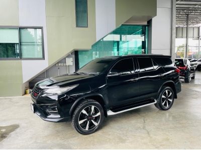 TOYOTA FORTUNER 2.8 V TRD SPORTIVO 4WD ปี 2019