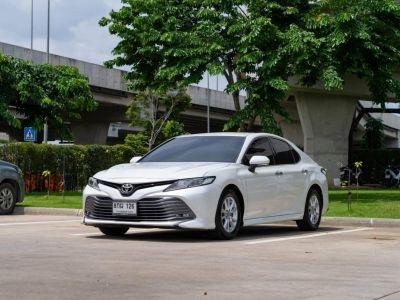 Toyota Camry  2.0G 2019