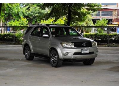 Toyota Fortuner 3.0 V Auto  ปี 2010