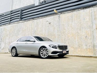 2017 Mercedes-Benz E 220 D Exclusive โฉม W213 รูปที่ 0