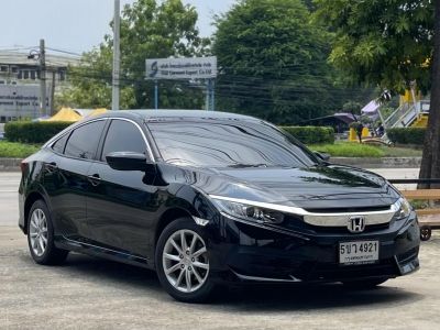 ขาย รถมือสอง Honda Civic FC 1.8 E i-VTEC 2018 เกียร์ออโต้ เลขไมล์147047(กม.) ฟรีดาวน์ ฟรีส่งรถทั่วไทย